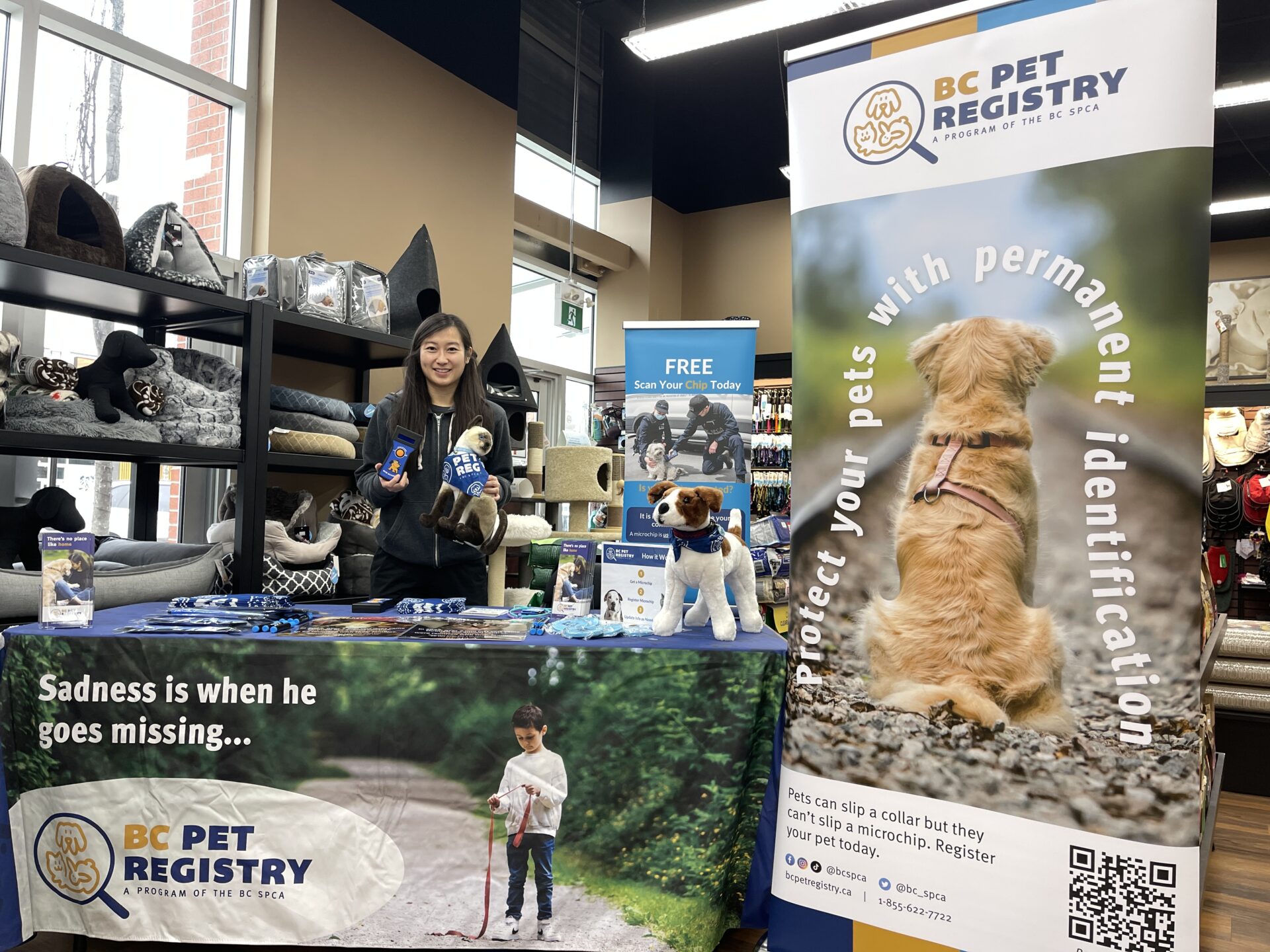 Bosley's Pet Stores and BC Pet Registry - Pet Microchip Awareness Event